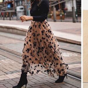 Beautiful Tool MIDI Skirt -MD